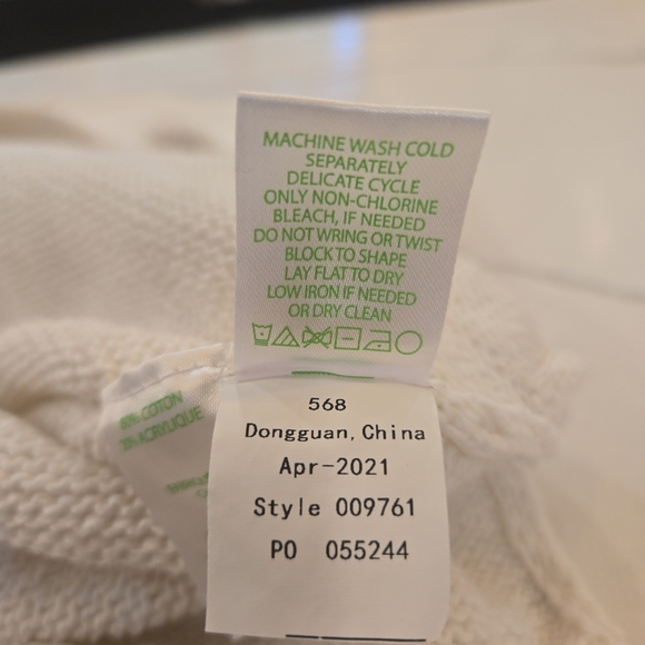 Lilly Pulitzer Danette Weekend Sweater Womens Size XS White - Picture 13 of 13